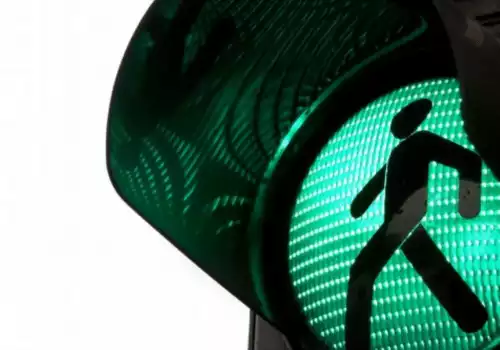 Read more about the article GREEN LIGHT REFLEX