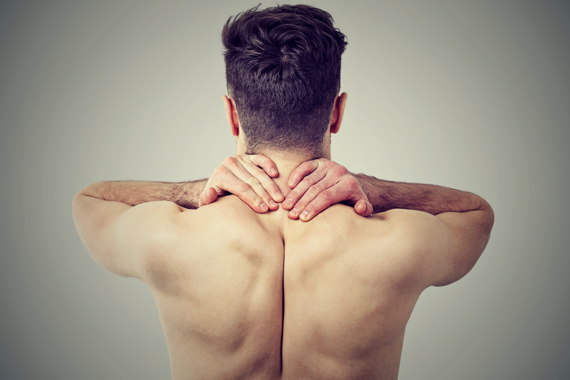 Read more about the article Chronic pain in our upper body; how to take care of that problems