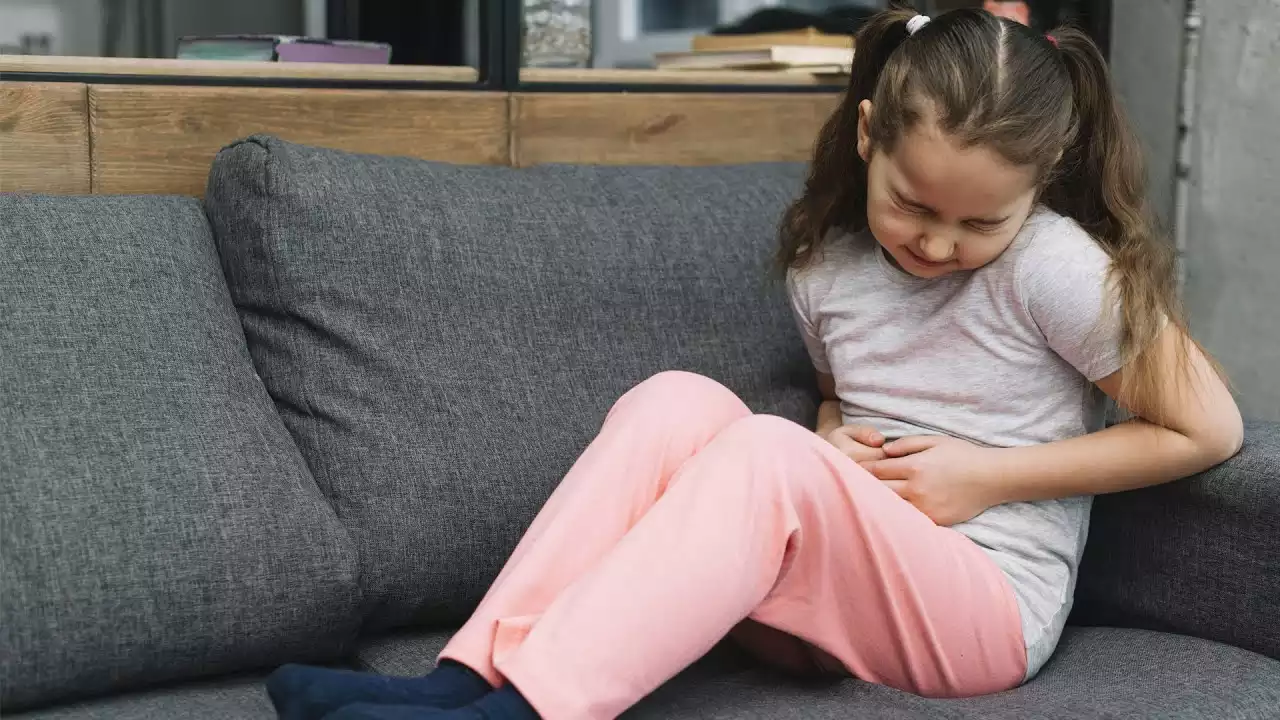 Read more about the article Q&A – The cause of frequent inflammation of the bladder in my 7-year-old daughter (English subs)