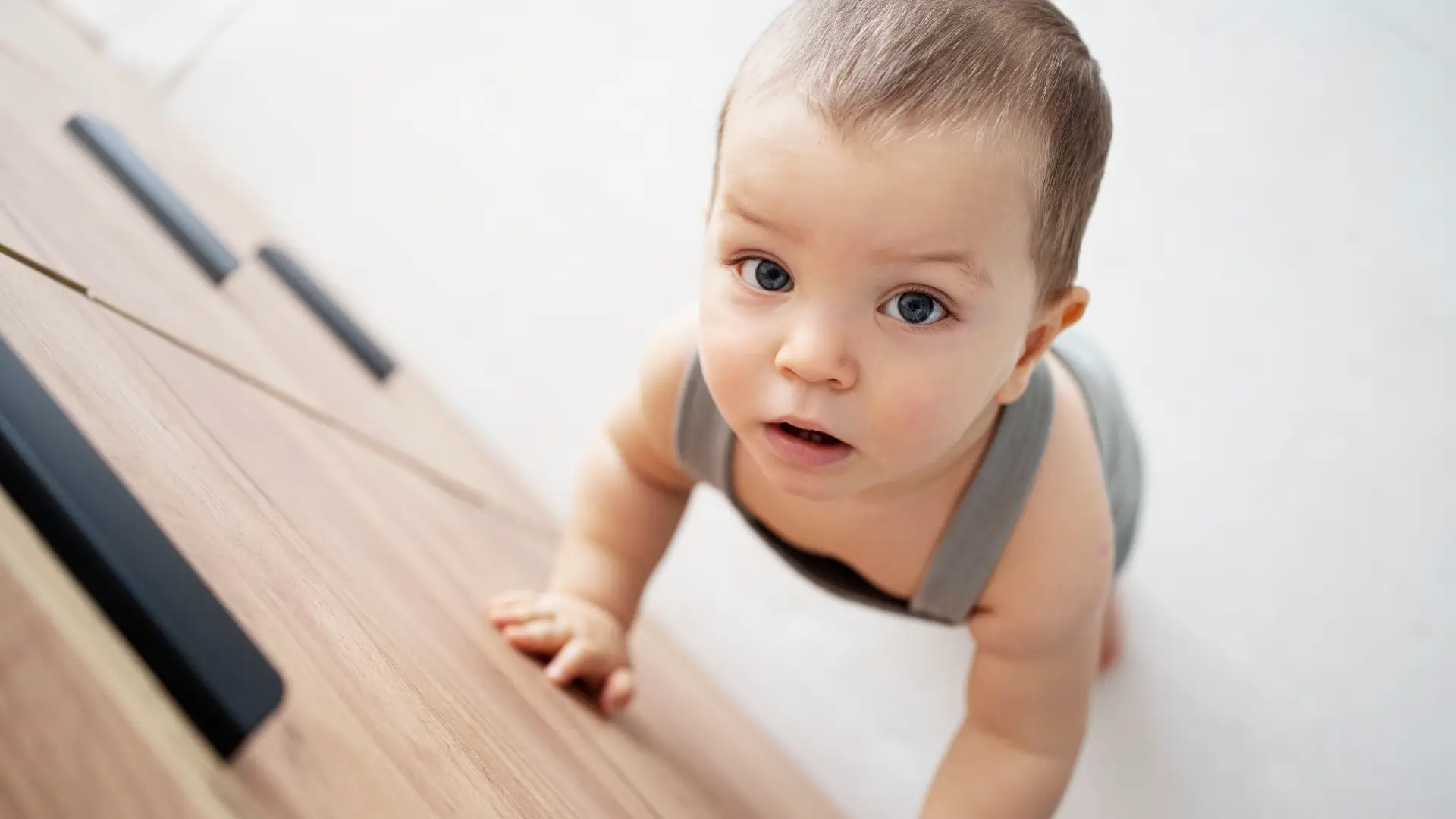 Read more about the article Q&A – How does a mother cause distress in her child? (English subs)