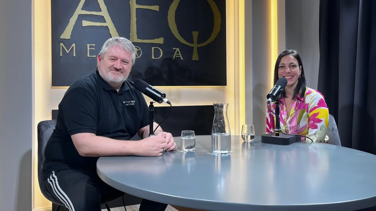 Read more about the article AEQ Podcast #23 – Romantic Relationships in Modern Times with Psychotherapist Eva Erpič